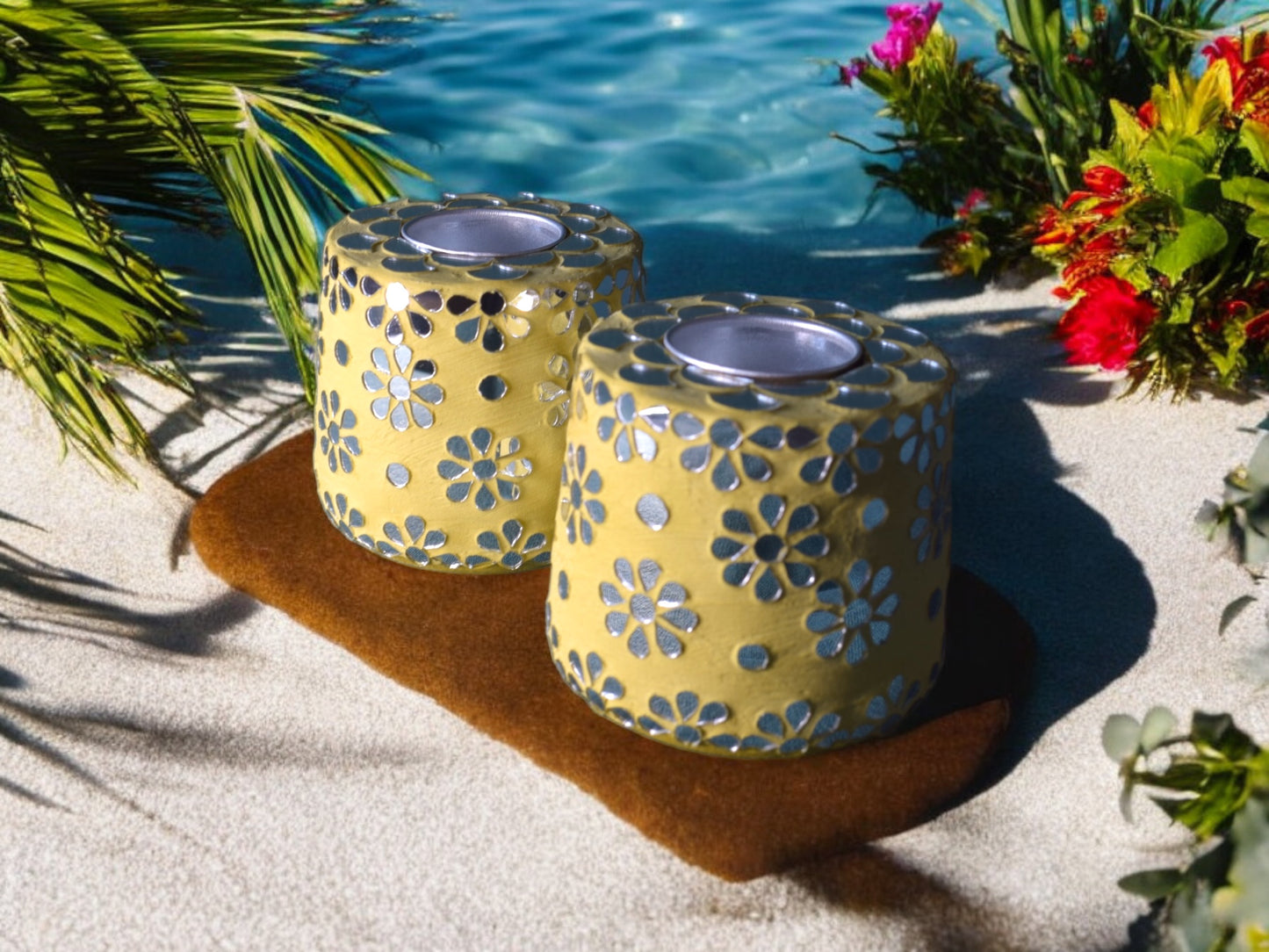 Floral candle holder yellow