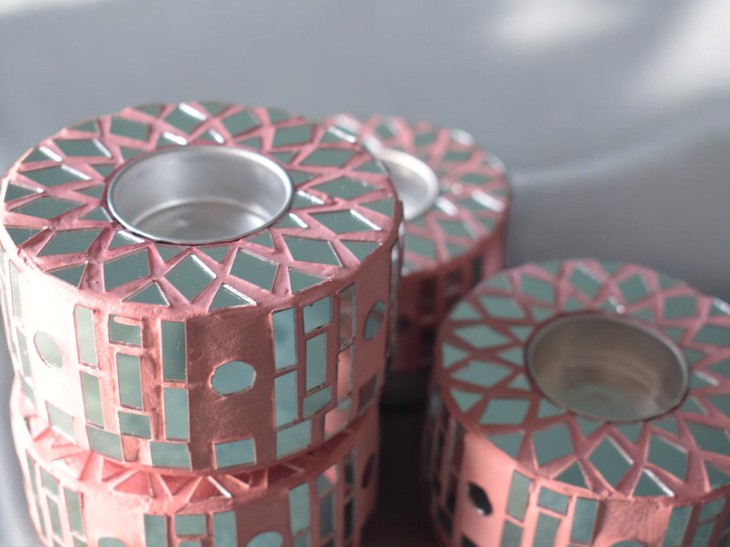 Jiya floral tea light candle holders pink