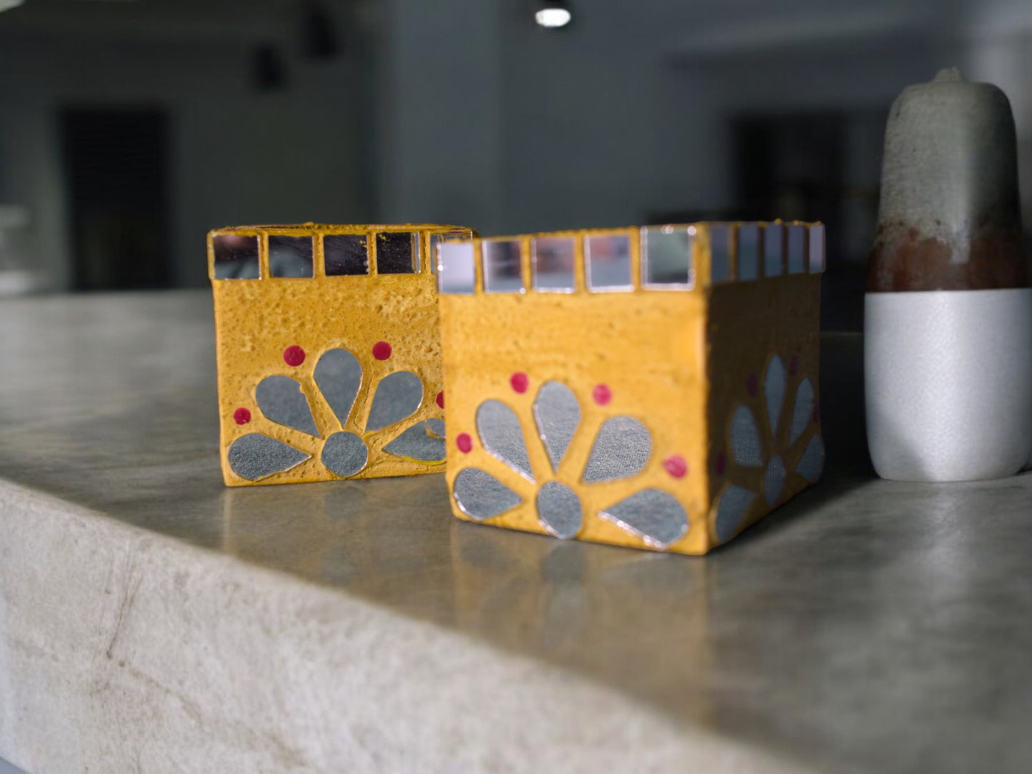 Small tea light holders yellow