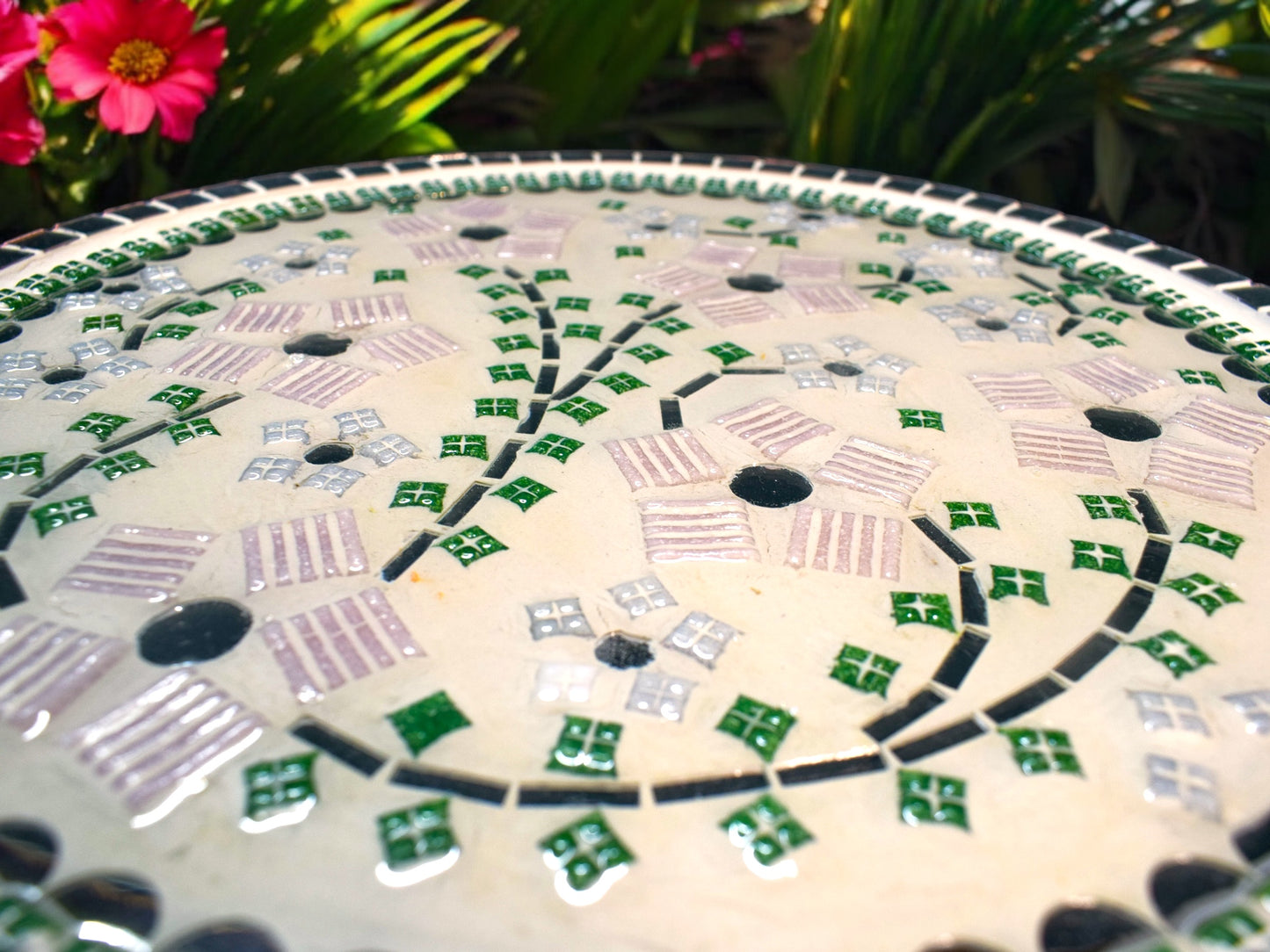 Mosaic peg tables