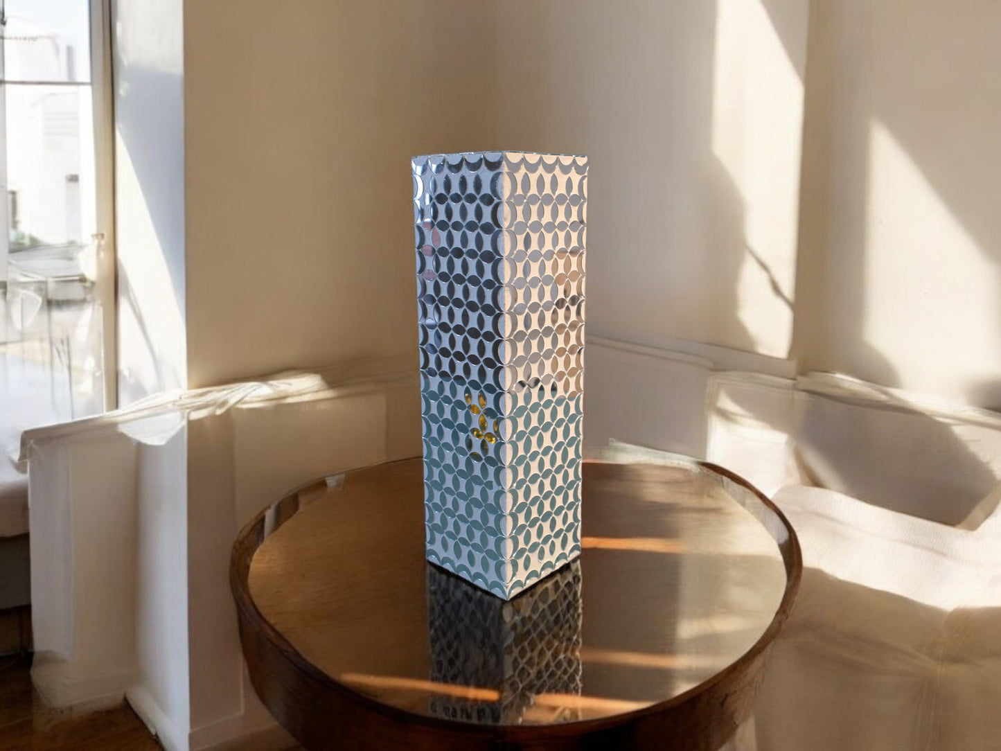 Geo mirror Vase in white